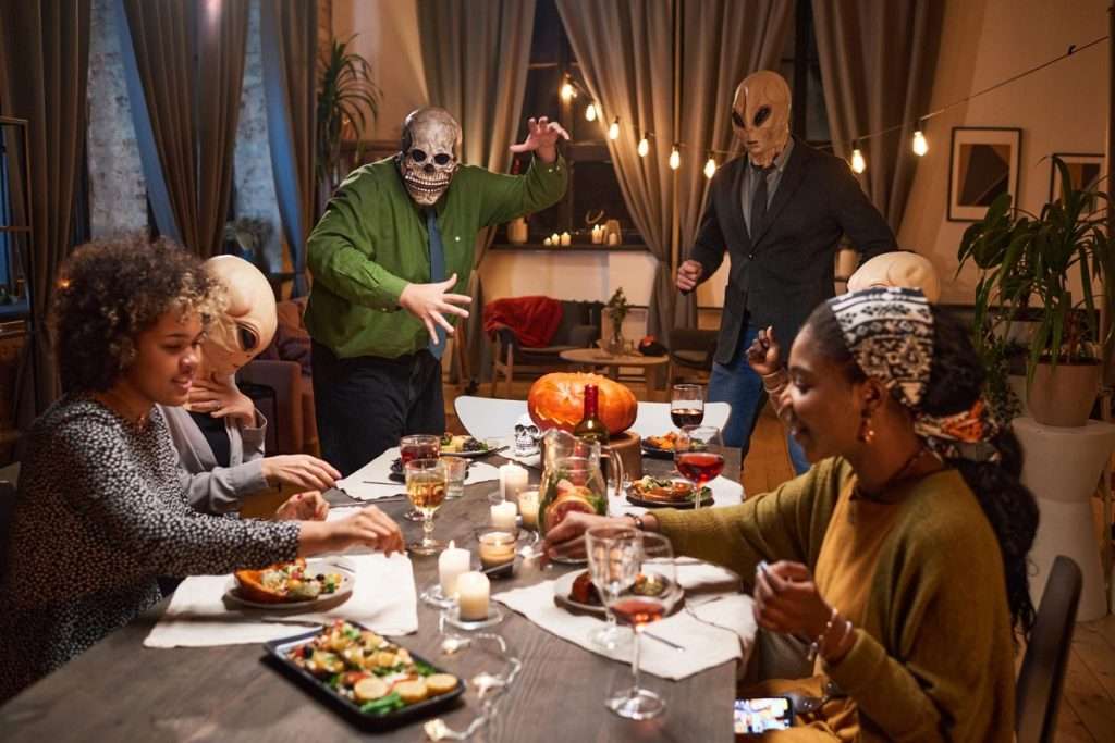 table halloween