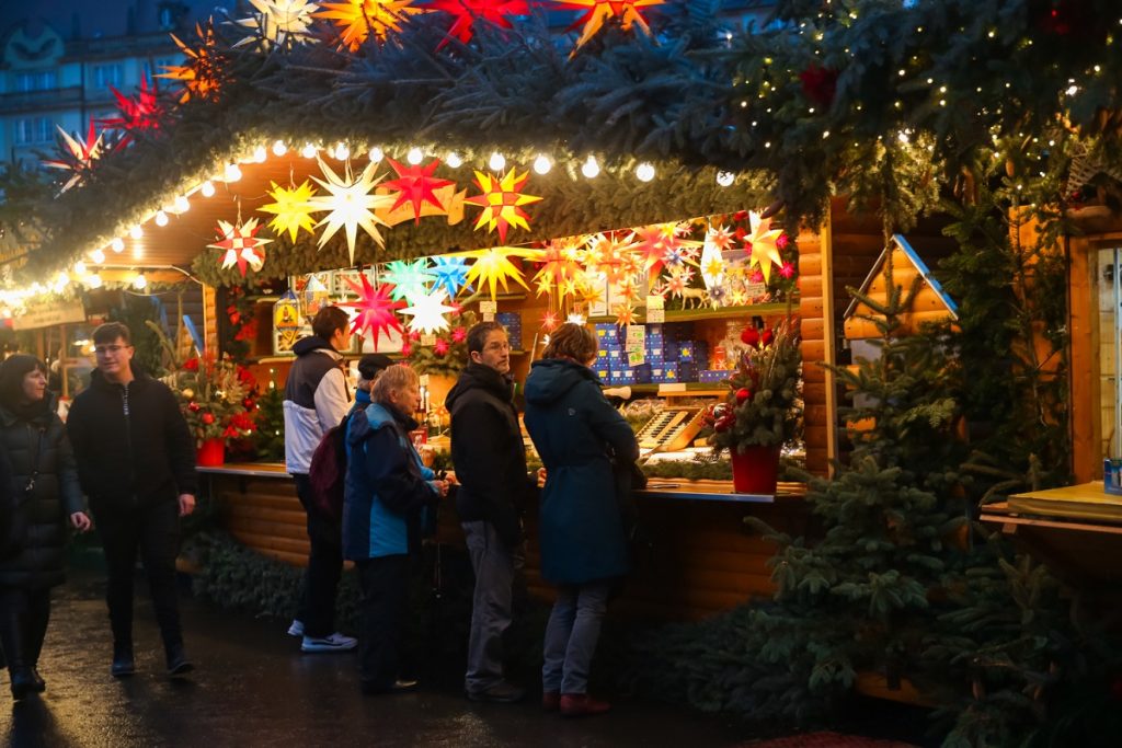 Les Marchés de Noël en Europe : une tradition enchantée de plusieurs siècles